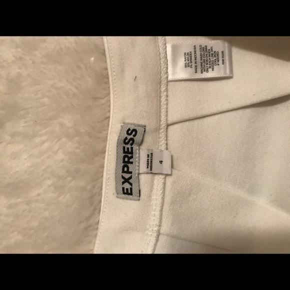 Express black & white striped skirt - Picture 3 of 3